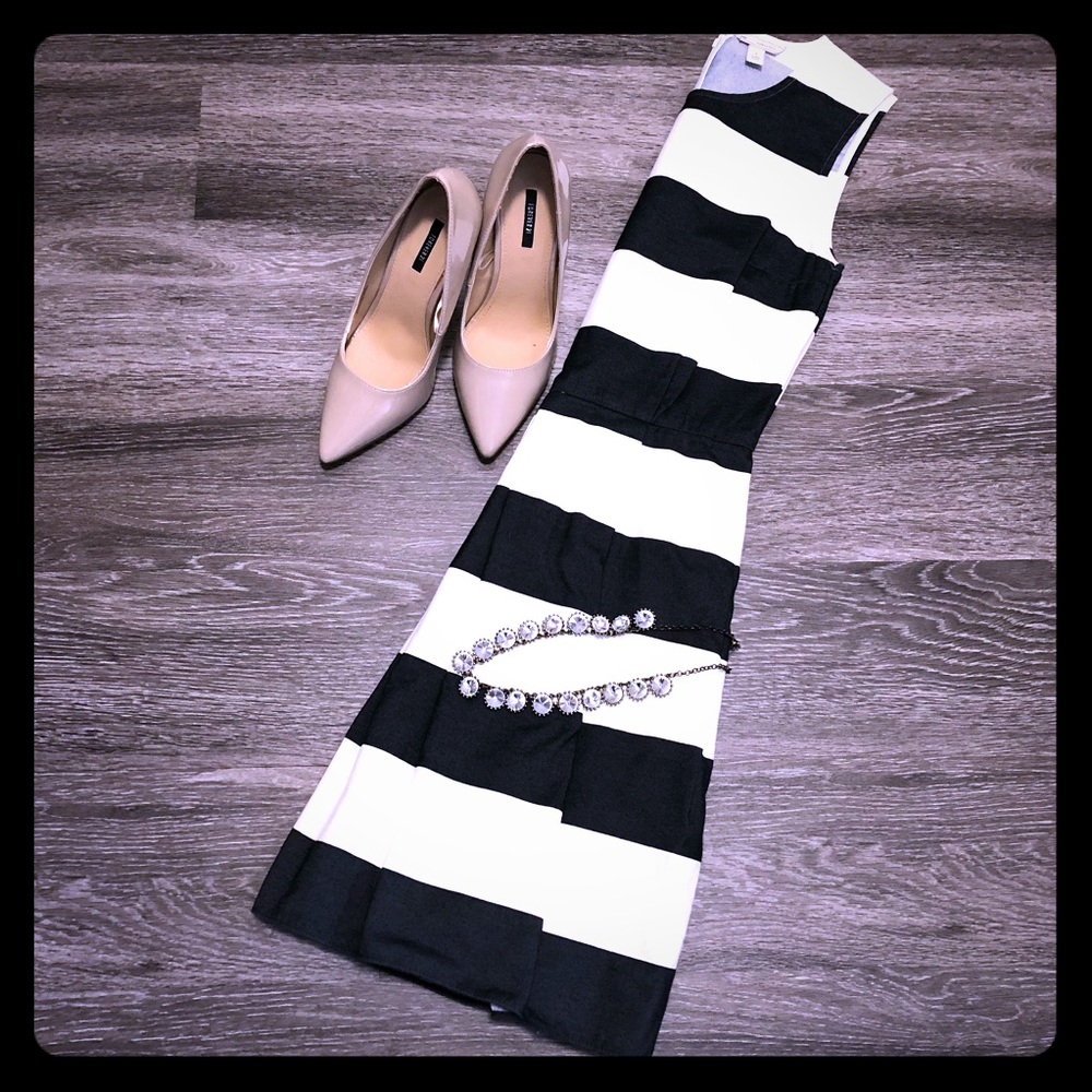 Gap size 2 stripe dress